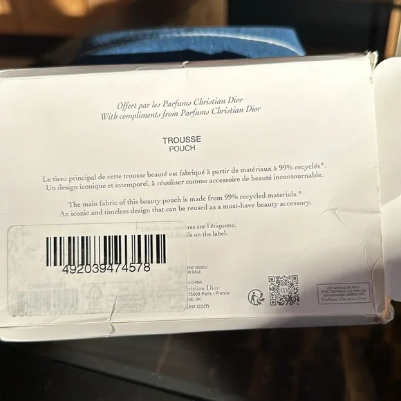 NEW DENIM DIOR BEAUTY BAG IN BOX 6 X 4.5 X 3.5 - Picture 7 of 7